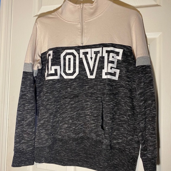 “love” pullover - Picture 1 of 2